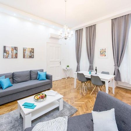 Dominik Apartment ブダペスト エクステリア 写真