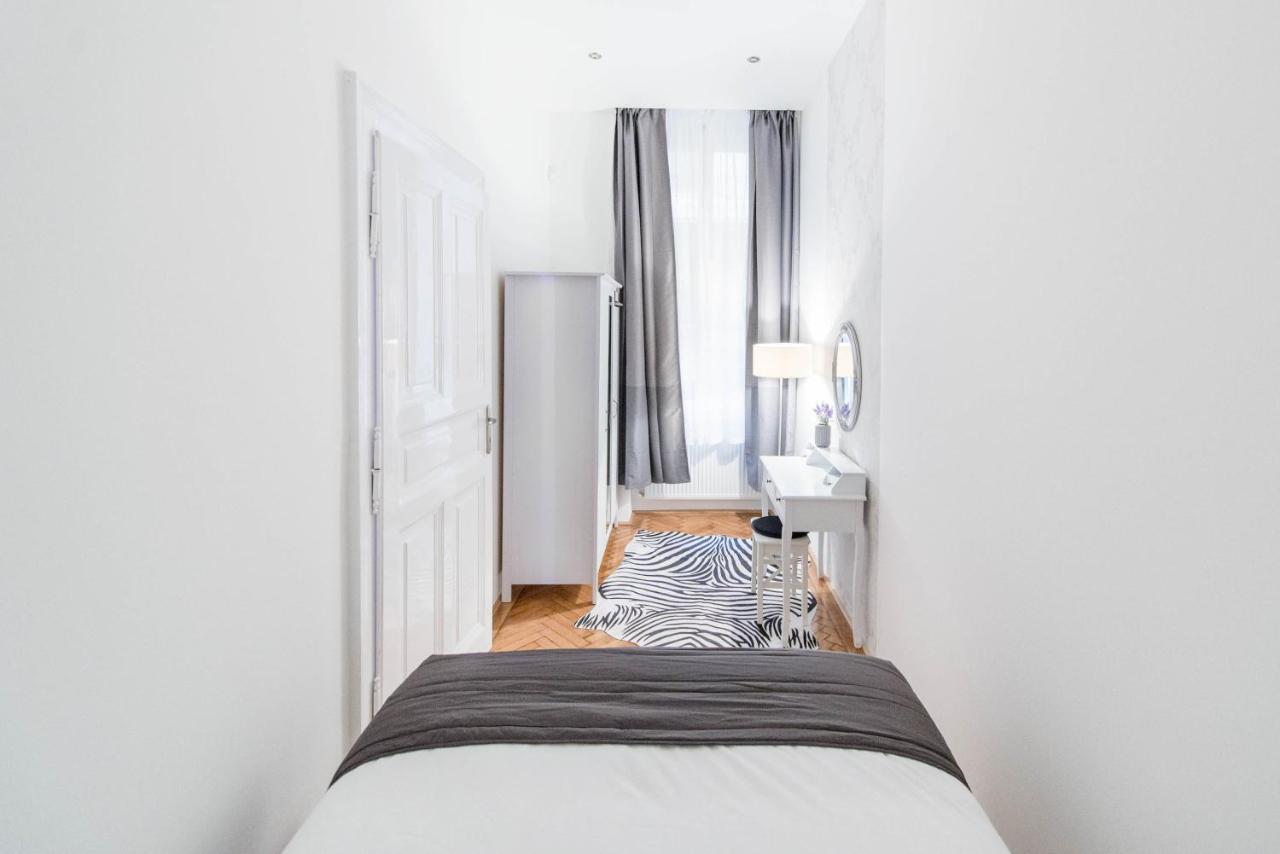 Dominik Apartment ブダペスト エクステリア 写真