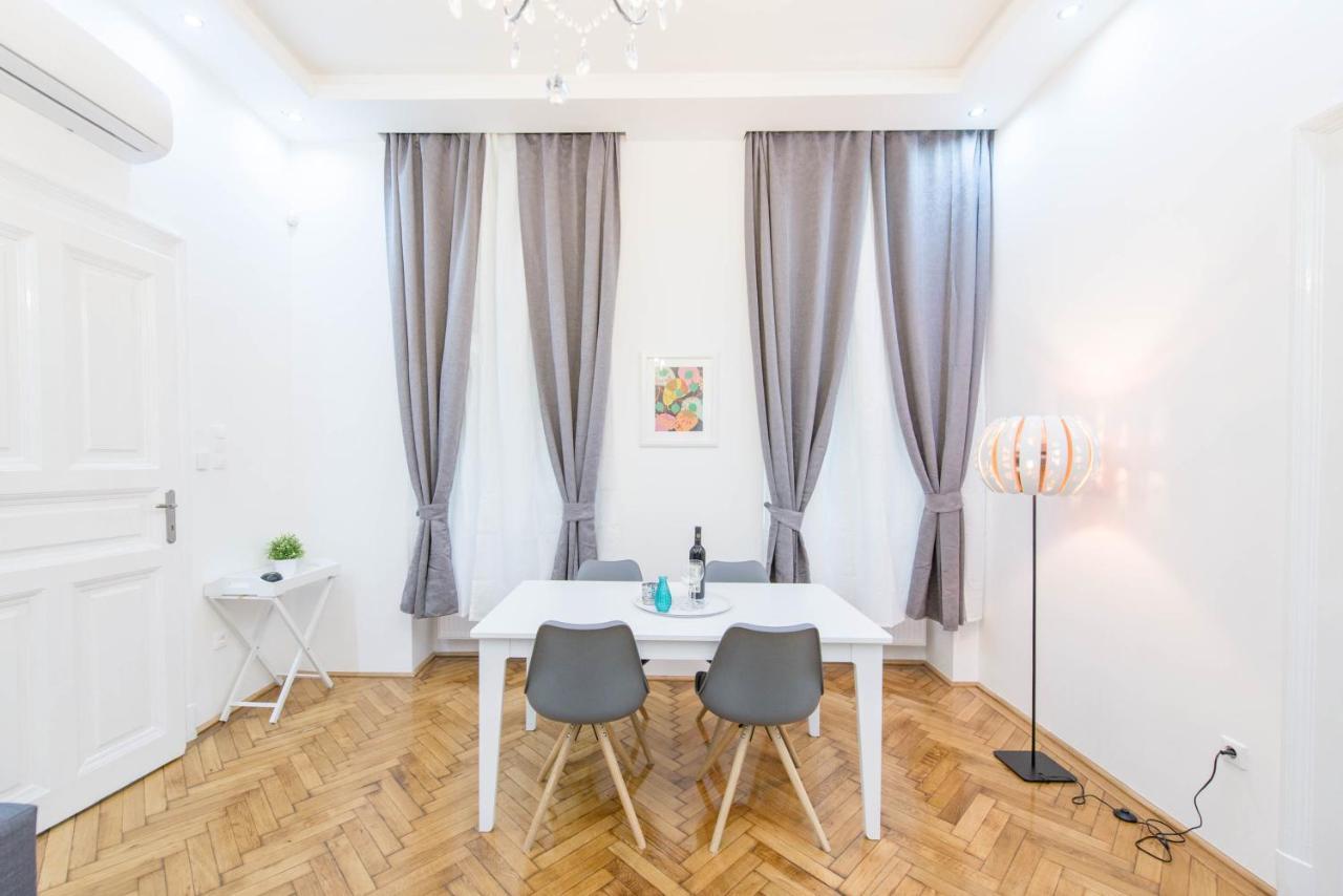Dominik Apartment ブダペスト エクステリア 写真